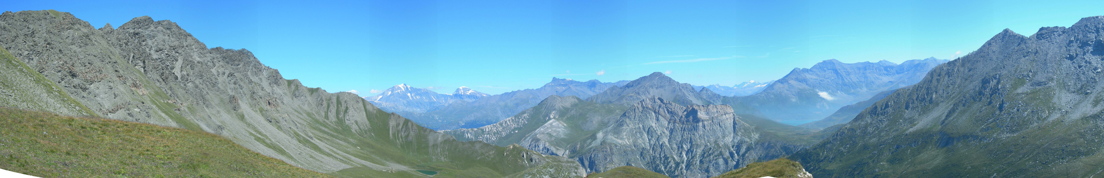 randonnees maurienne lac du liael dans le vallon d'etache